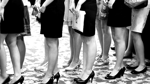 超八成女性認為職場存性別歧視，女碩士感受最強烈｜美通社頭條