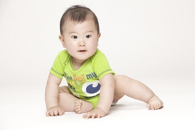 迪士尼寶寶哈衣用心設(shè)計(jì)，品質(zhì)一流