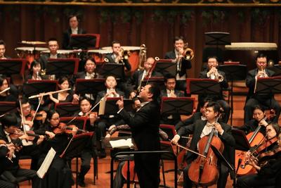 音樂(lè)會(huì)由華人著名指揮家呂嘉揮棒，國(guó)家大劇院管弦樂(lè)團(tuán)傾情演奏