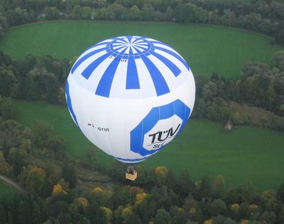 為了更好地滿足公司市場戰(zhàn)略及業(yè)務(wù)發(fā)展需要，TUV南德意志集團(tuán)在中國大陸主要的法律實(shí)體 -- 江蘇添福產(chǎn)品服務(wù)有限公司已更名為“南德認(rèn)證檢測（中國）有限公司”。